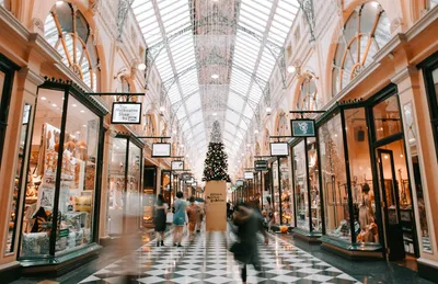 Maximizing Value: Shopping Secrets for Budget-Conscious ConsumersIllustration